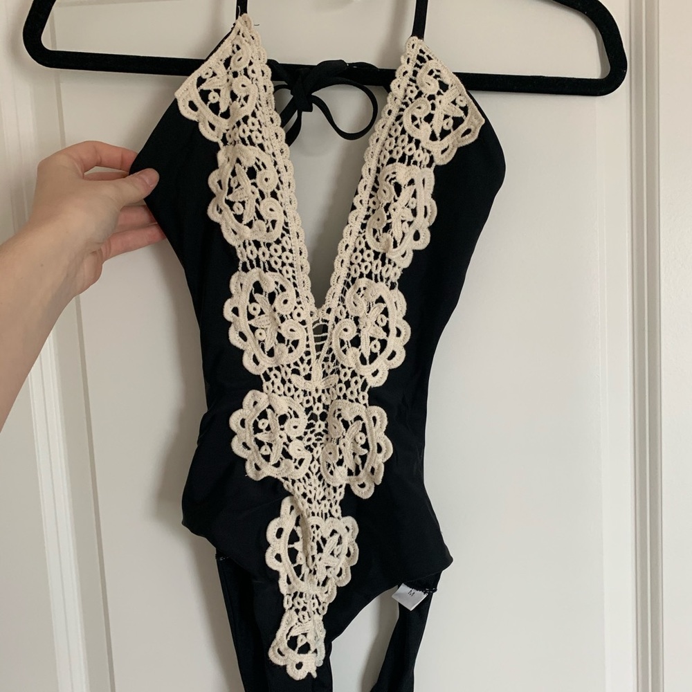 Beautiful one piece bikini. This item is NWOT